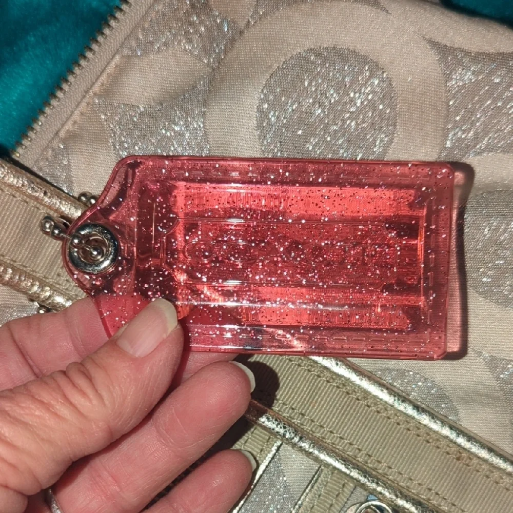 2009 Coach Poppy Cream and Gold Tote Bag